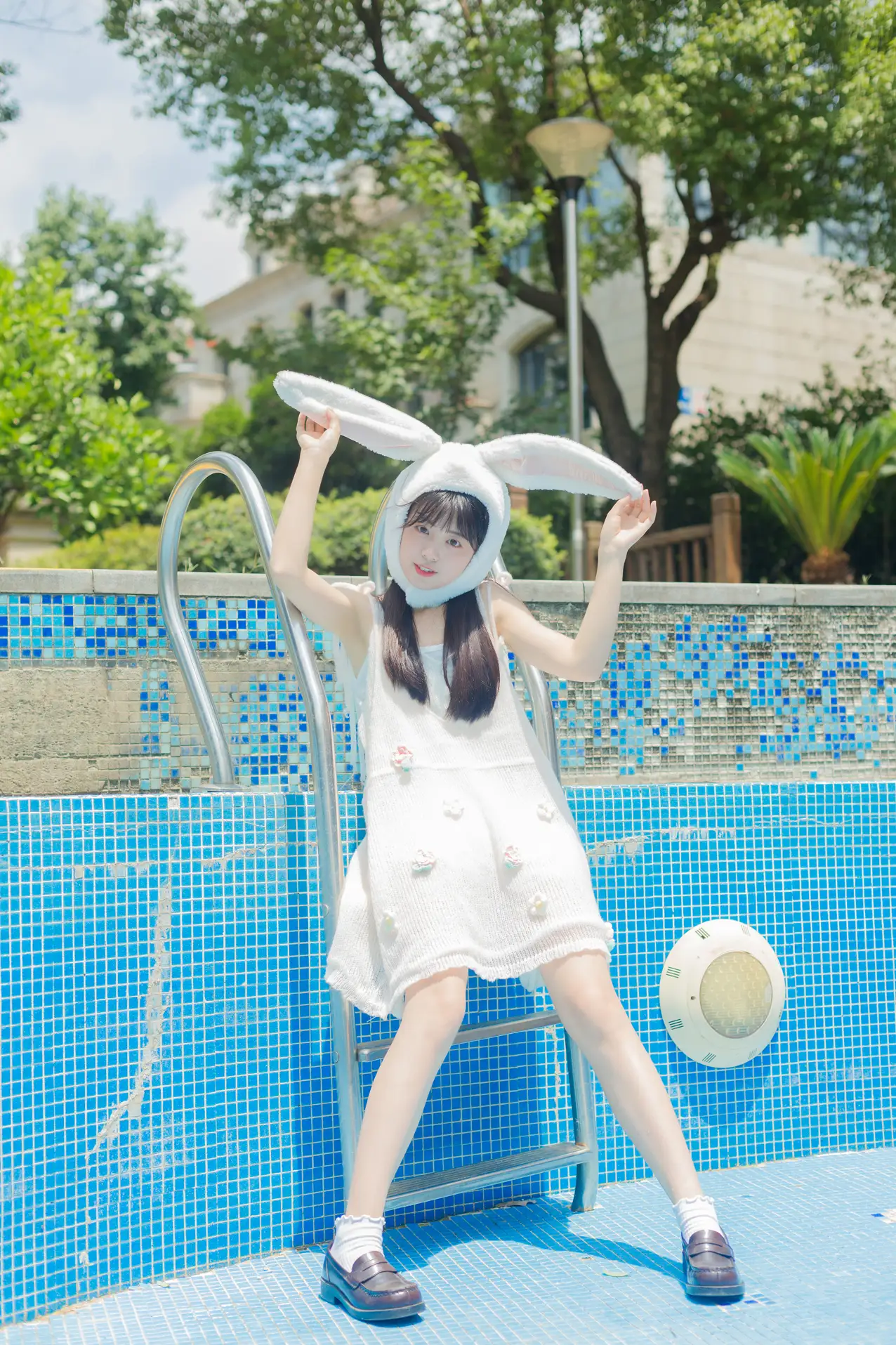 [YITUYU] 2022.07.09 Vol.1429 – Rabbit in the Summer Pool Cute bubbles#[36P]-17